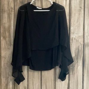 Maurice’s large black long sleeve top